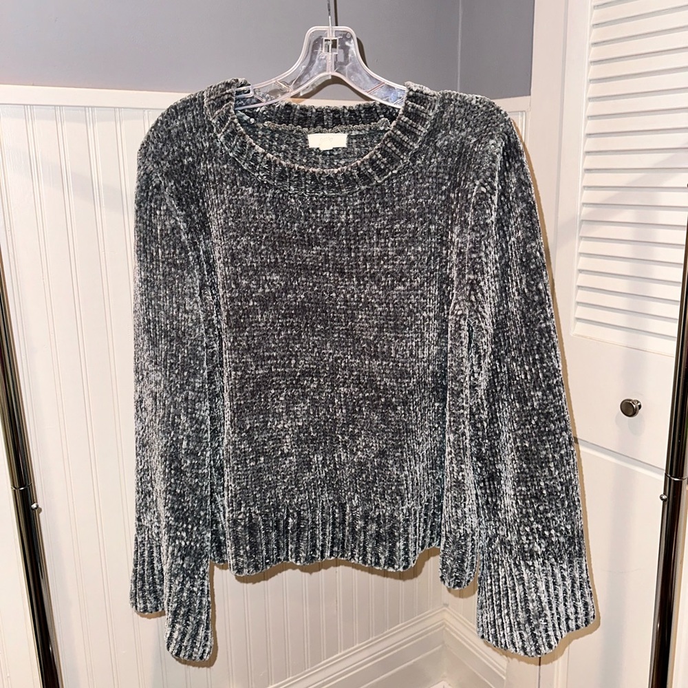 Women’s Sweater